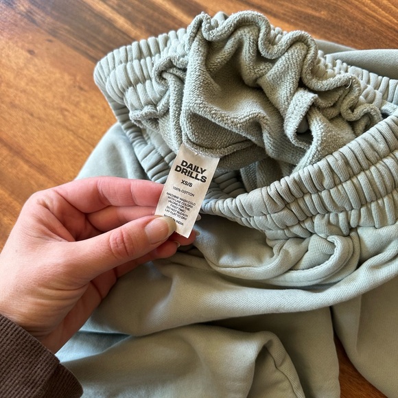 Daily Drills Oversized Henley Top and Joggers with Buttons - Picture 6 of 14